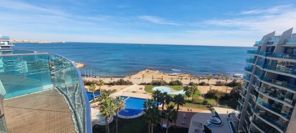 Ático en venta en Ático en Urbanización Punta Prima, 3 a, Punta Prima, Torrevieja, Torrevieja photo 1