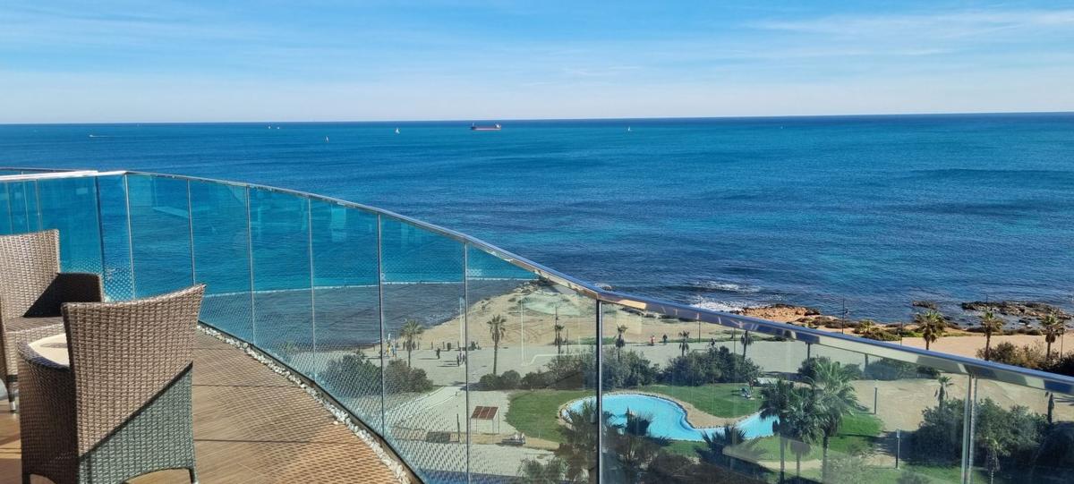 Venta de ático en  Ático en Urbanización Punta Prima, 3 a, Punta Prima, Torrevieja, Torrevieja photo 2