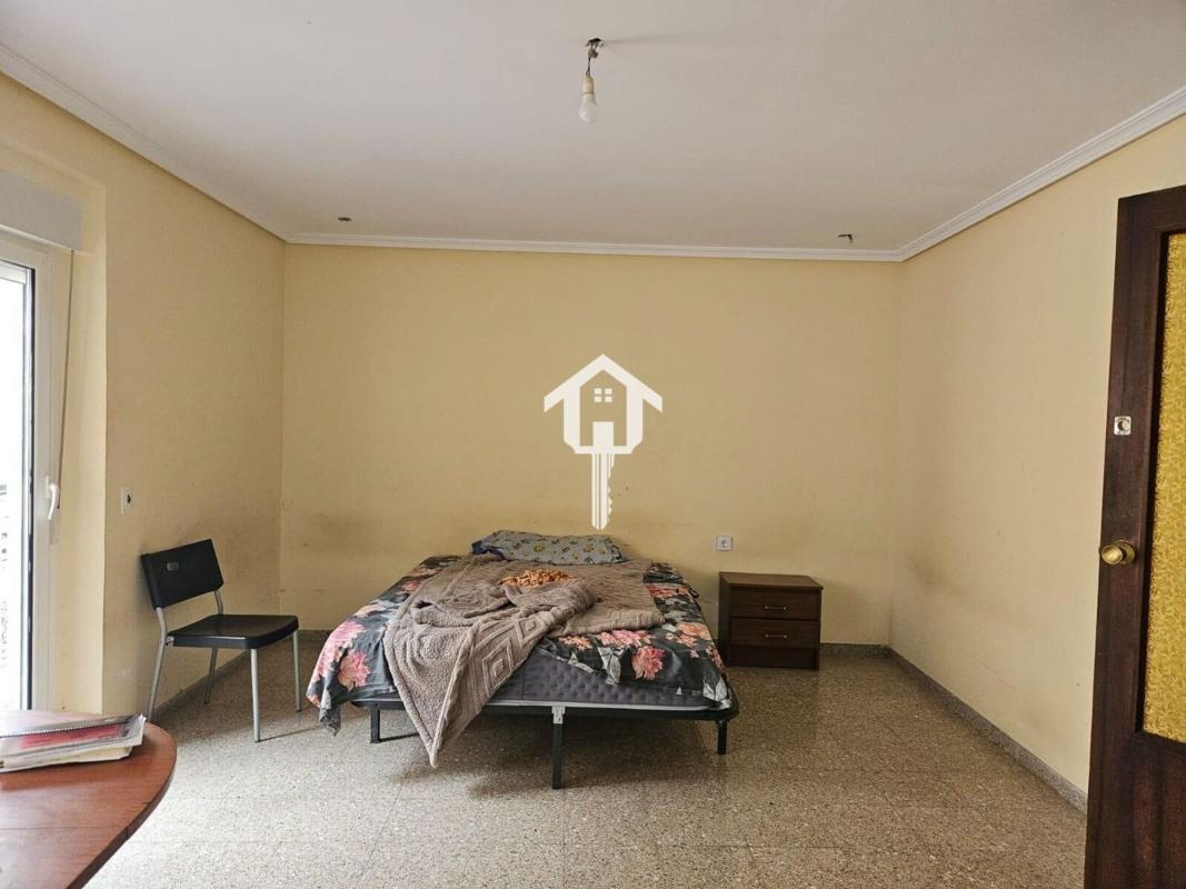 Venta de piso en Piso en Calle Doctor Buades, Carolinas Altas, Alicante / Alacant, Alicante / Alacant
 photo 2