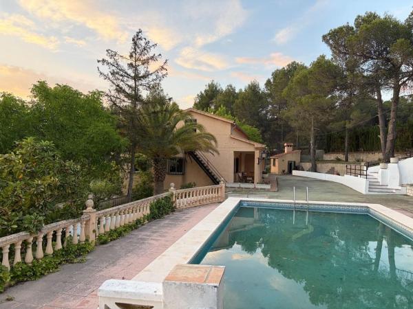 Casa o chalet independiente en Barri Batoi - Sargento - Baradello, Alcoy / Alcoi photo 2