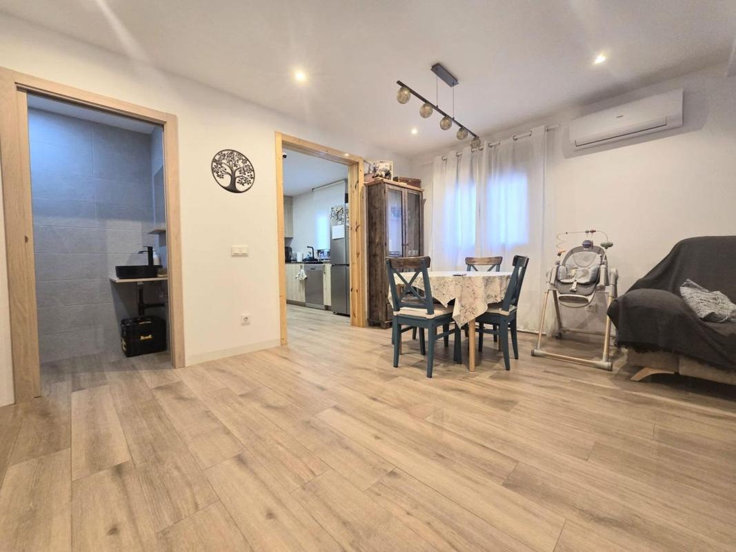 Properties for sale and rent in Spain photo 2