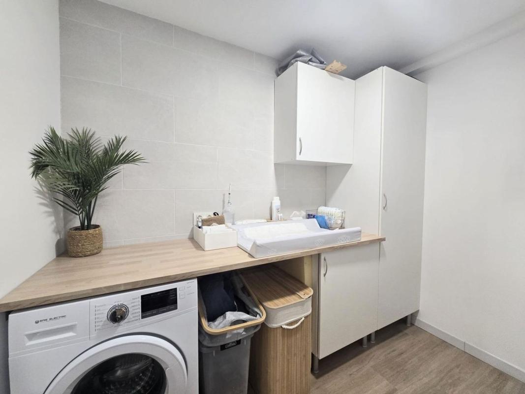 Properties for sale and rent in Spain photo 5
