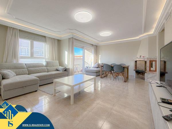 Venta de piso en Piso en Calle Nuestra Señora del Rosario, Gaspar Perrelló, Torrevieja, Torrevieja
 photo 1