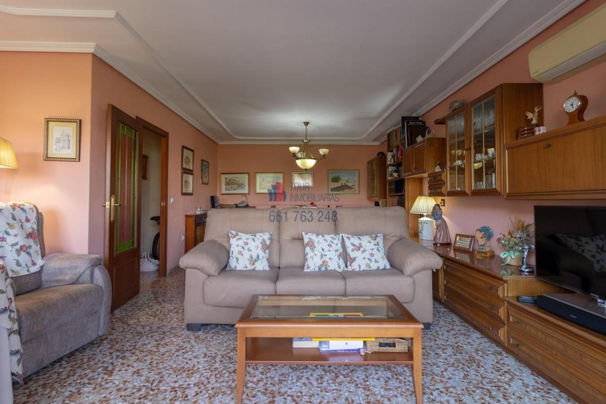 Venta de piso en Piso en Calle Tabarca, 11, Carolinas Bajas, Alicante / Alacant, Alicante / Alacant
 photo 5