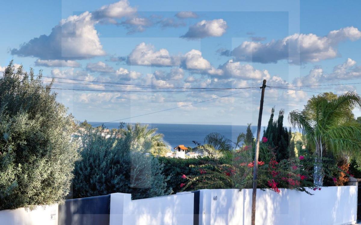 Venta de chalet independiente en Casa o chalet en Cala Advocat - Baladrar, Benissa, Benissa
photo 1