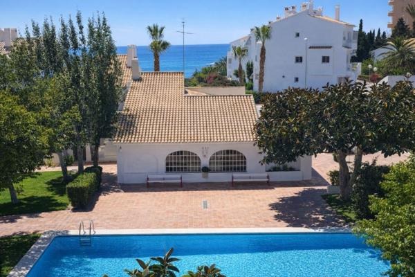 Duplex en venta en Dúplex en Avenida de la Almadraba, 9, Pueblo Español - Coveta Fumá, El Campello, El Campello photo 1