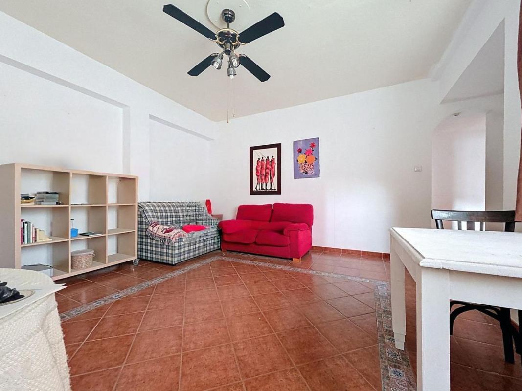 Venta de piso en Piso en Calle Menéndez Pelayo s/n, Plaza de Toros - Avenida Chapí - Trinquete, Elda, Elda
 photo 3