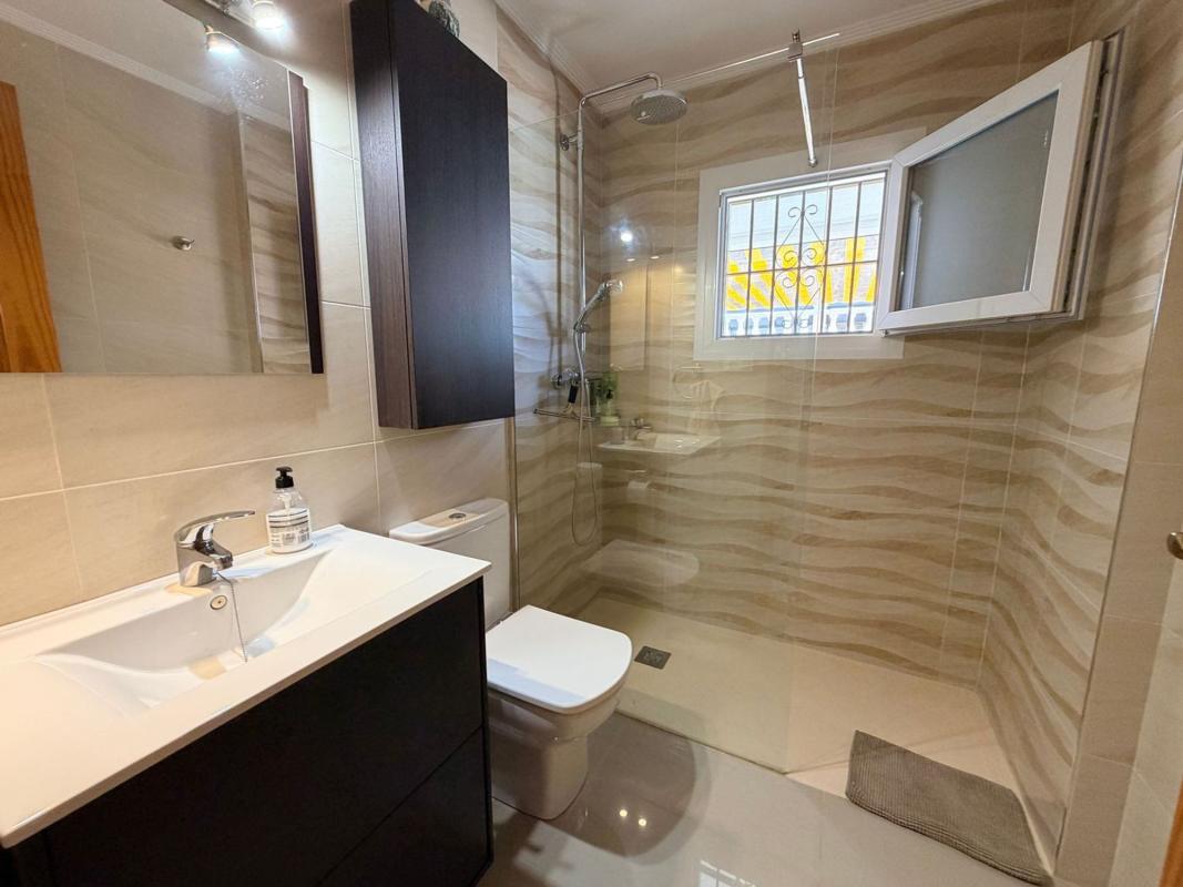 Недвижимость на продажу и в аренду в Испании photo 3
