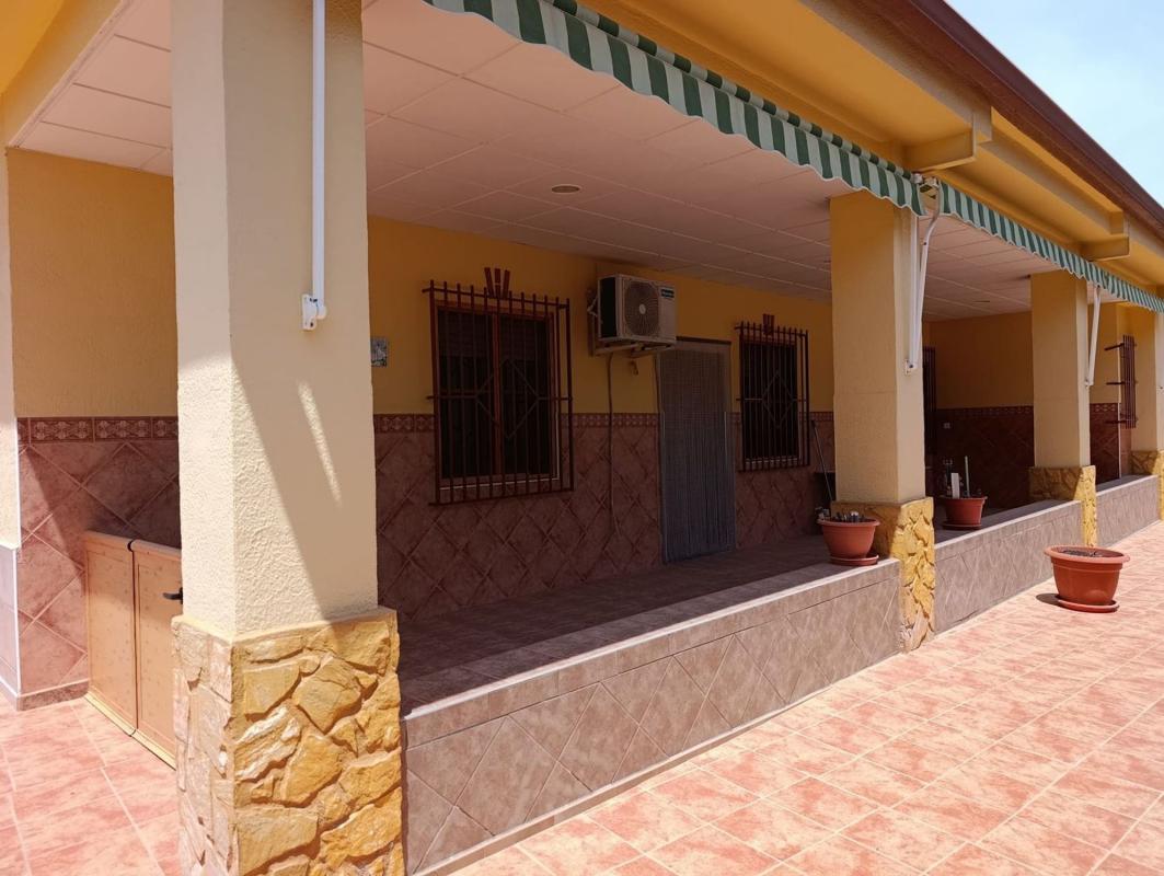 Properties for sale and rent in Spain photo 1
