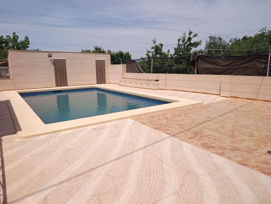 Properties for sale and rent in Spain photo 2