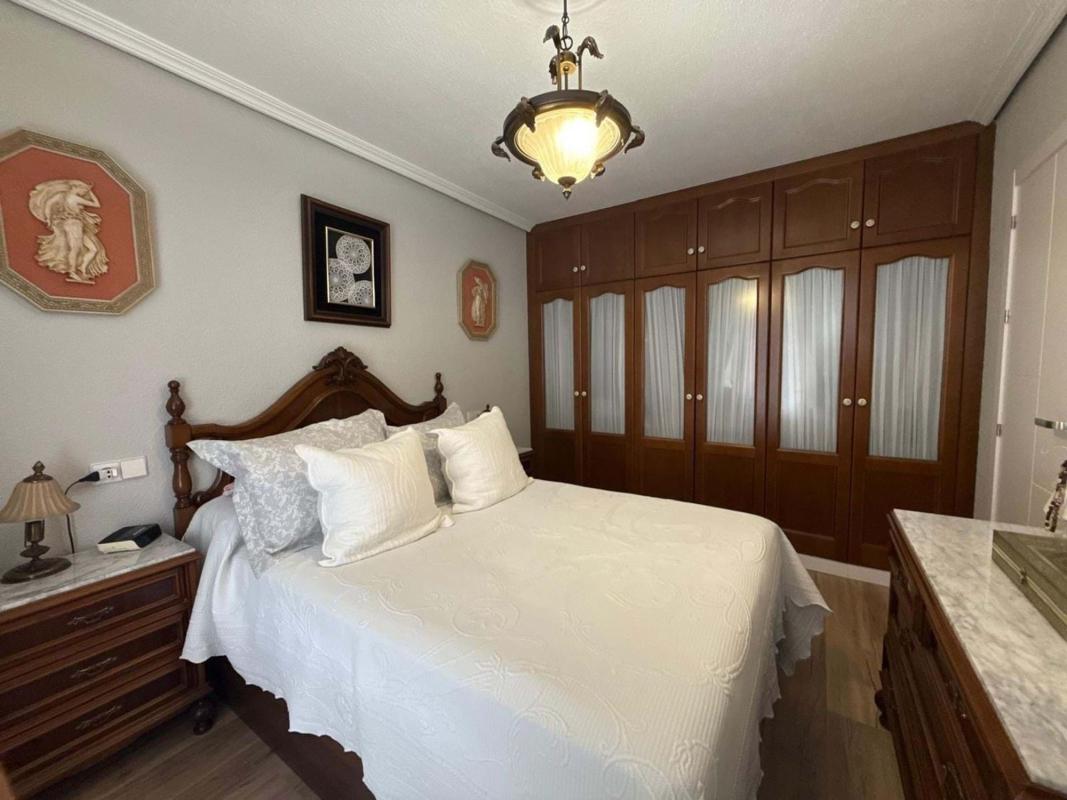 Venta de piso en Piso en Centro Urbano, Benidorm, Benidorm
 photo 3