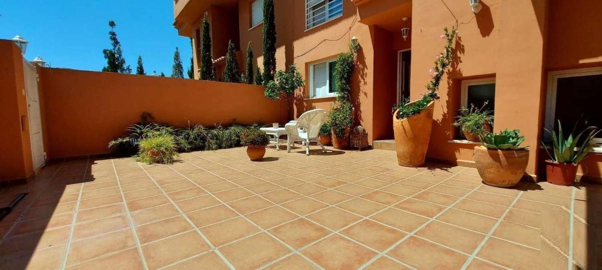 Propiedades en venta y alquiler en España photo 2