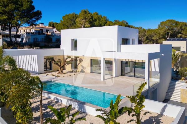 Частный шале на продаже в Casa o chalet en Pinar de Advocat-Cometa, Moraira, Морайра photo 1