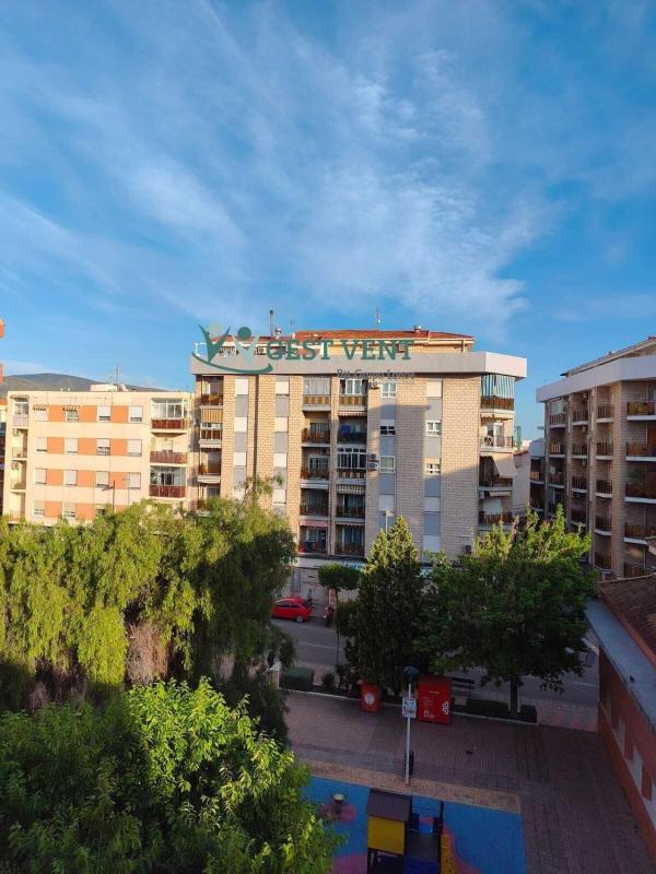 Venta de piso en Piso en Petrer, Petrer
photo 1