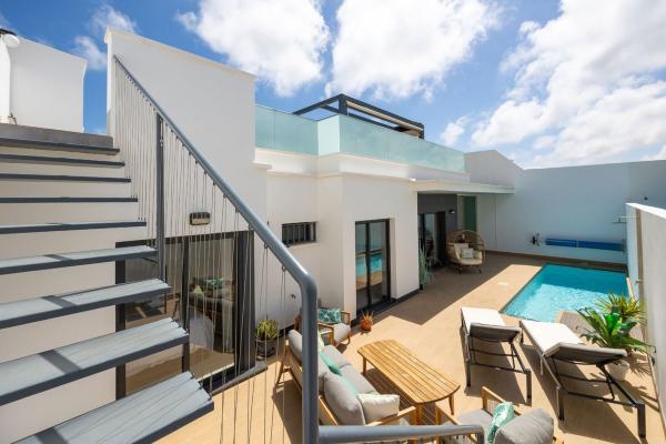 Casa o chalet independiente en Calle Cabo de la Nao, Lomas de Cabo Roig, Orihuela thumbnail 1