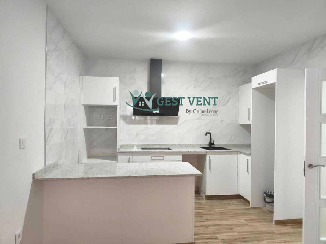 Venta de piso en Piso en Petrer, Petrer
photo 1