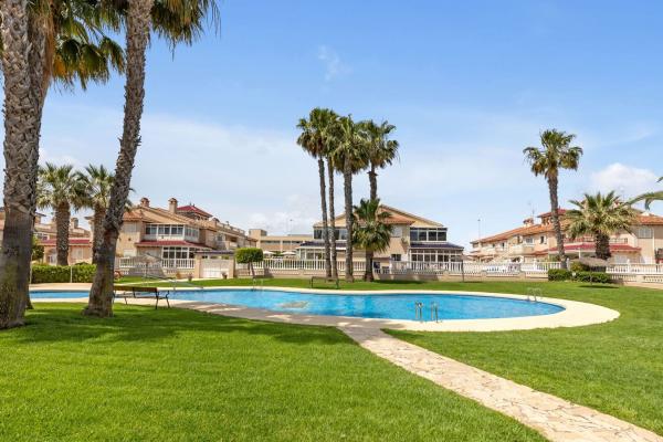 Venta de piso en Piso en Calle Pino Carrasco, 4, Zeniamar, Orihuela, Orihuela
 photo 2