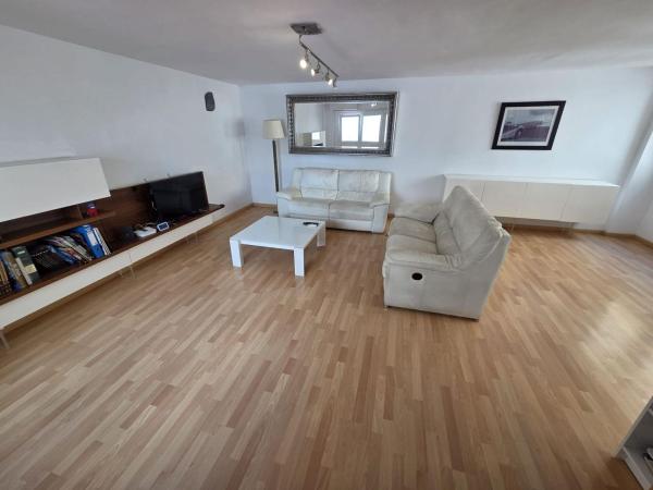 Venta de piso en Piso en Centro Tradicional, Alicante / Alacant, Alicante / Alacant
 photo 2