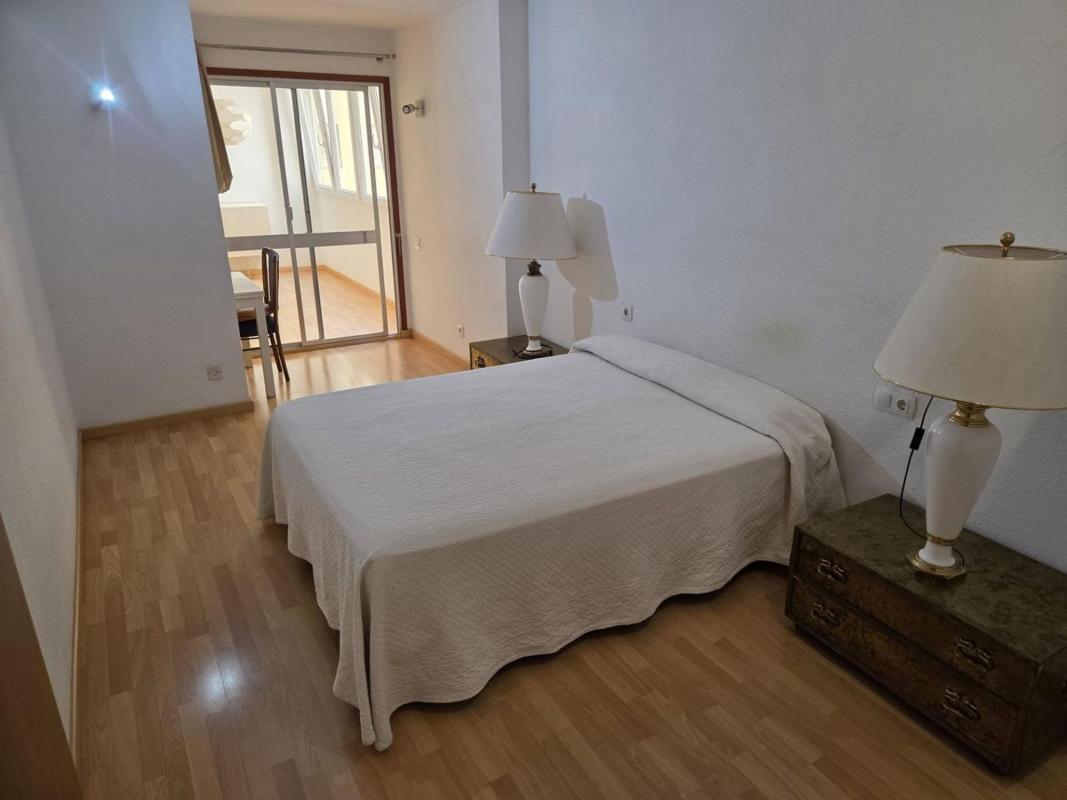 Venta de piso en Piso en Centro Tradicional, Alicante / Alacant, Alicante / Alacant
photo 4