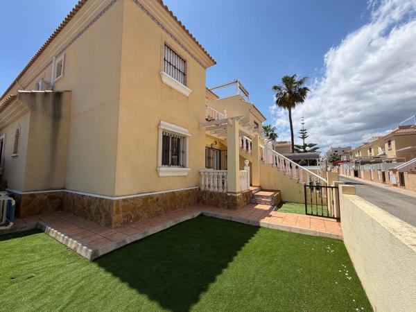 Venta de piso en Piso en Calle Algarrobo, Los Dolses, Orihuela, Orihuela
 photo 1