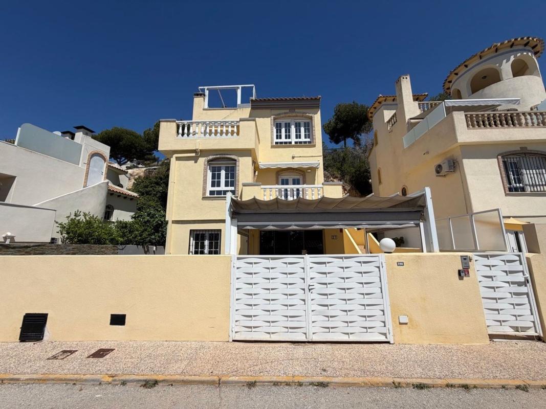 Sale of independent chalet in Casa o chalet en Calle Anfora, Las Ramblas, Orihuela, Orihuela
photo 1