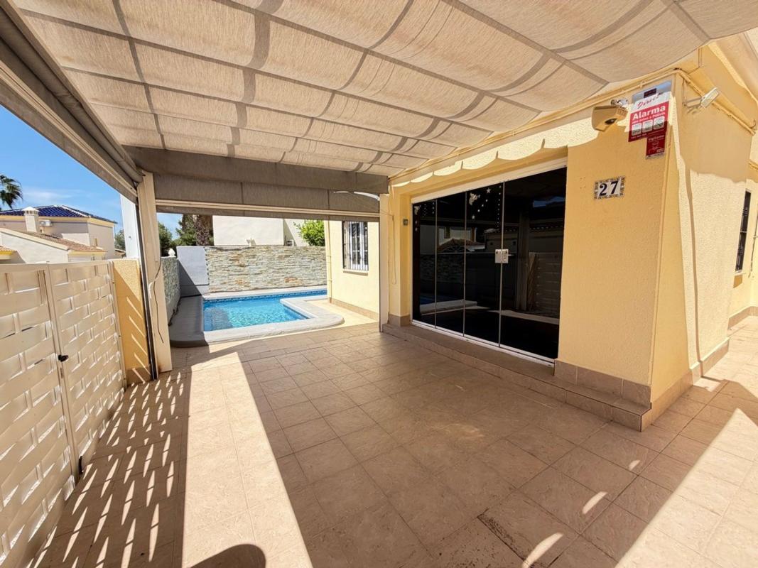 Sale of independent chalet in Casa o chalet en Calle Anfora, Las Ramblas, Orihuela, Orihuela
photo 5