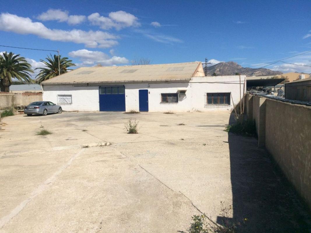 Propiedades en venta y alquiler en España photo 3