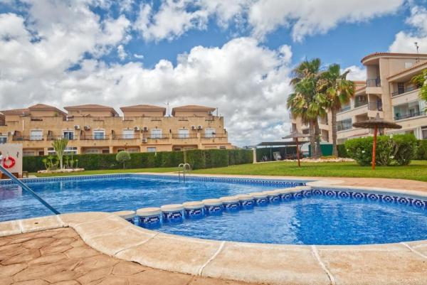 Venta de piso en Piso en Calle Rosa, 4, Los Balcones y los Altos, Orihuela, Orihuela
 photo 2