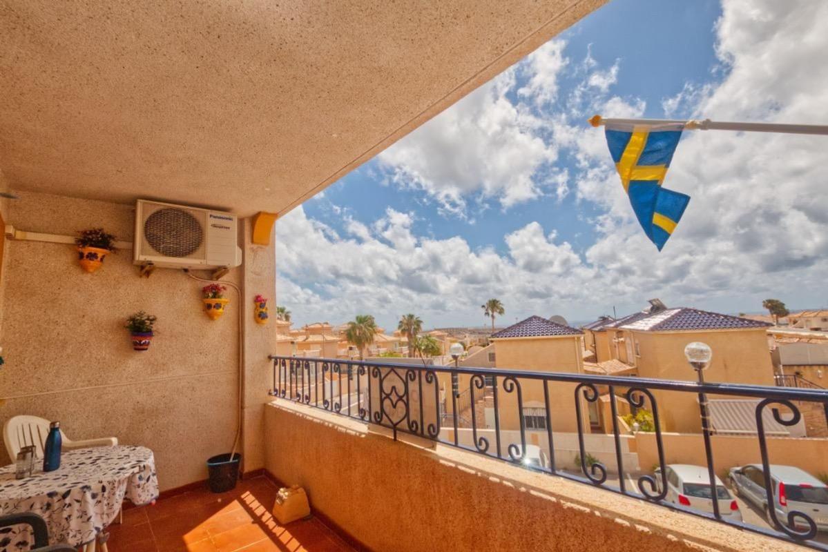 Venta de piso en Piso en Calle Rosa, 4, Los Balcones y los Altos, Orihuela, Orihuela
photo 3