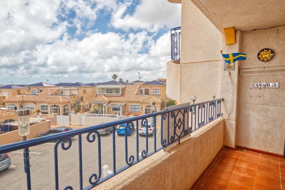 Venta de piso en Piso en Calle Rosa, 4, Los Balcones y los Altos, Orihuela, Orihuela
photo 4