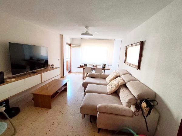 Venta de piso en Piso en Calle de les Escoles, Centro Urbano, Benidorm, Benidorm
 photo 3