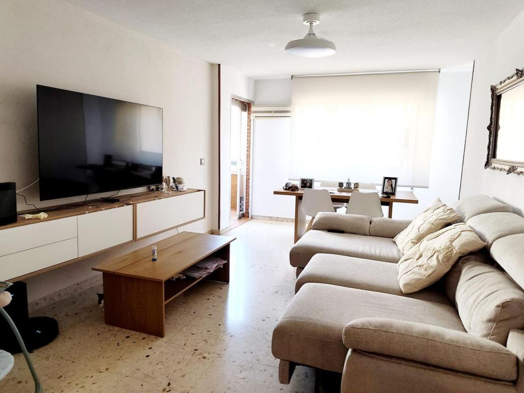 Venta de piso en Piso en Calle de les Escoles, Centro Urbano, Benidorm, Benidorm
 photo 4