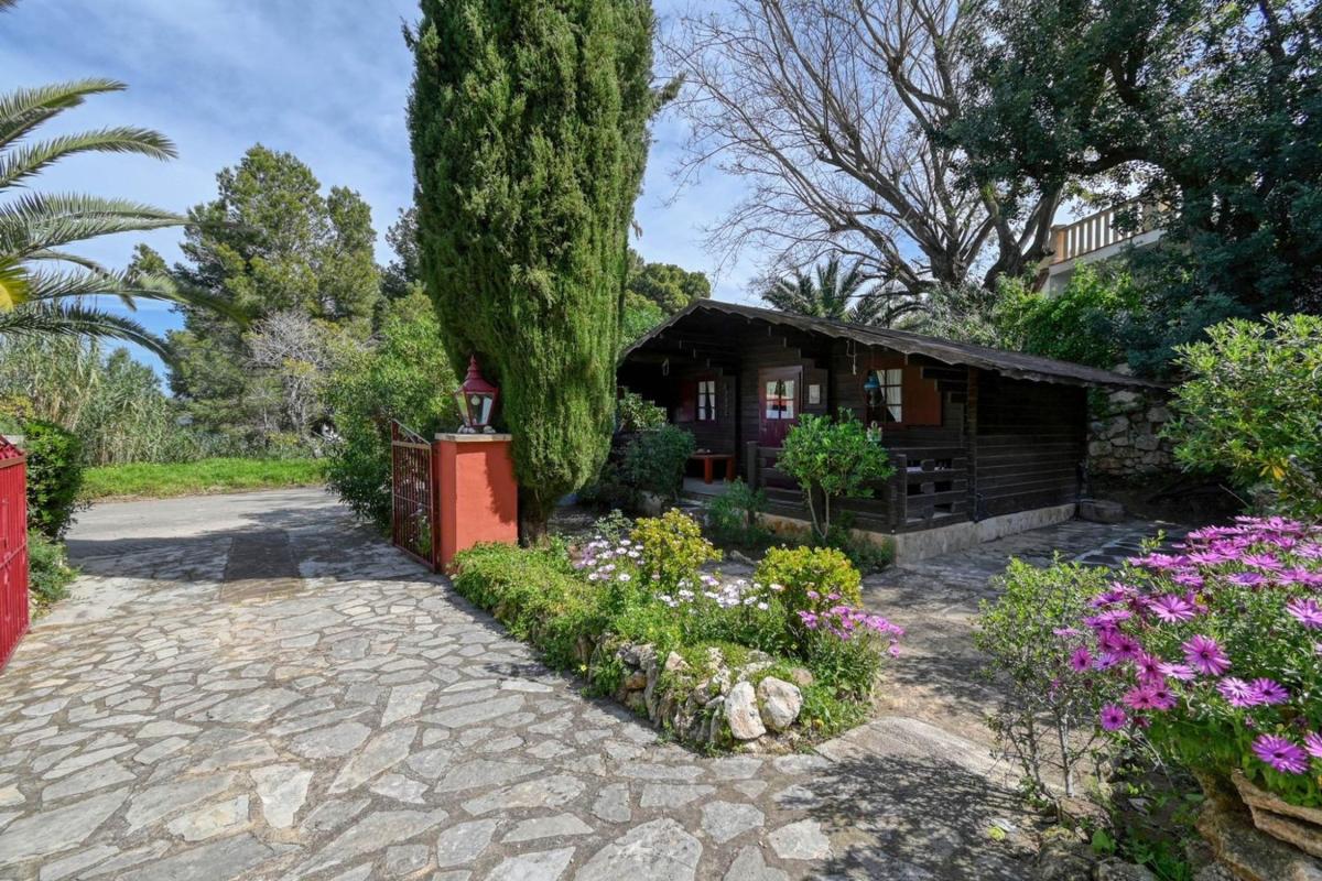 Properties for sale and rent in Spain photo 4