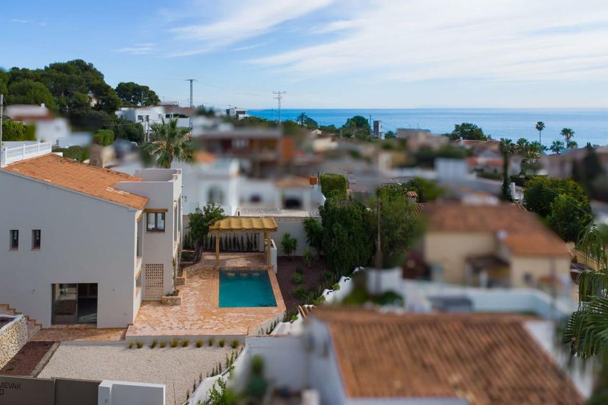 Properties for sale and rent in Spain photo 3