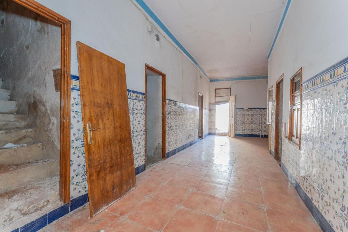 Propiedades en venta y alquiler en España photo 3