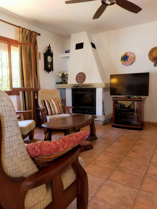 Sprzedaż niezależnego domku jednorodzinnego w Chalet pareado en Calle Riu Racons, 1, Devesses - Monte Pego, Denia, Dénia photo 5