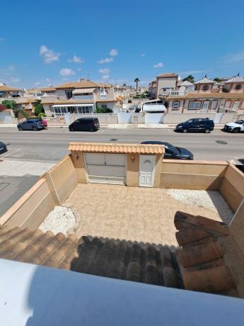 Casa o chalet independiente en Calle Parana, Playa Flamenca, Orihuela thumbnail 2
