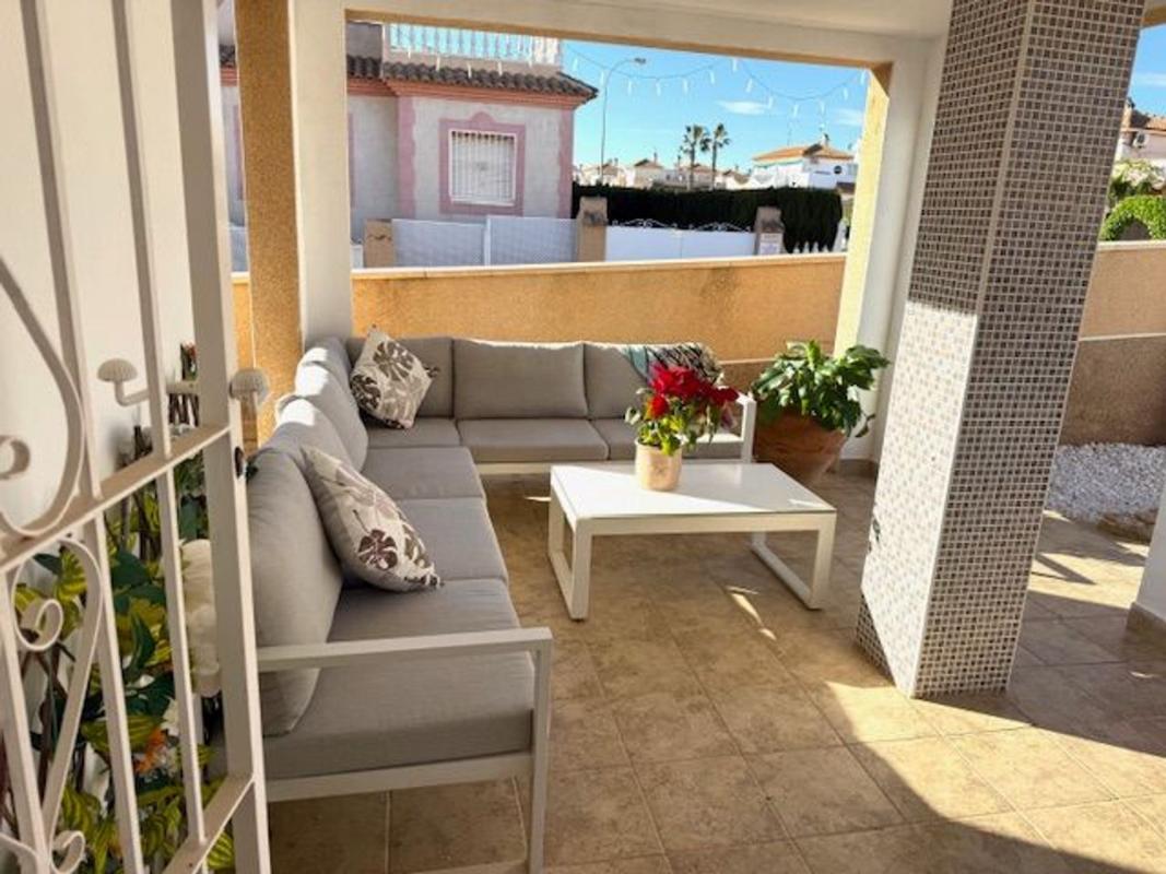 Properties for sale and rent in Spain photo 4