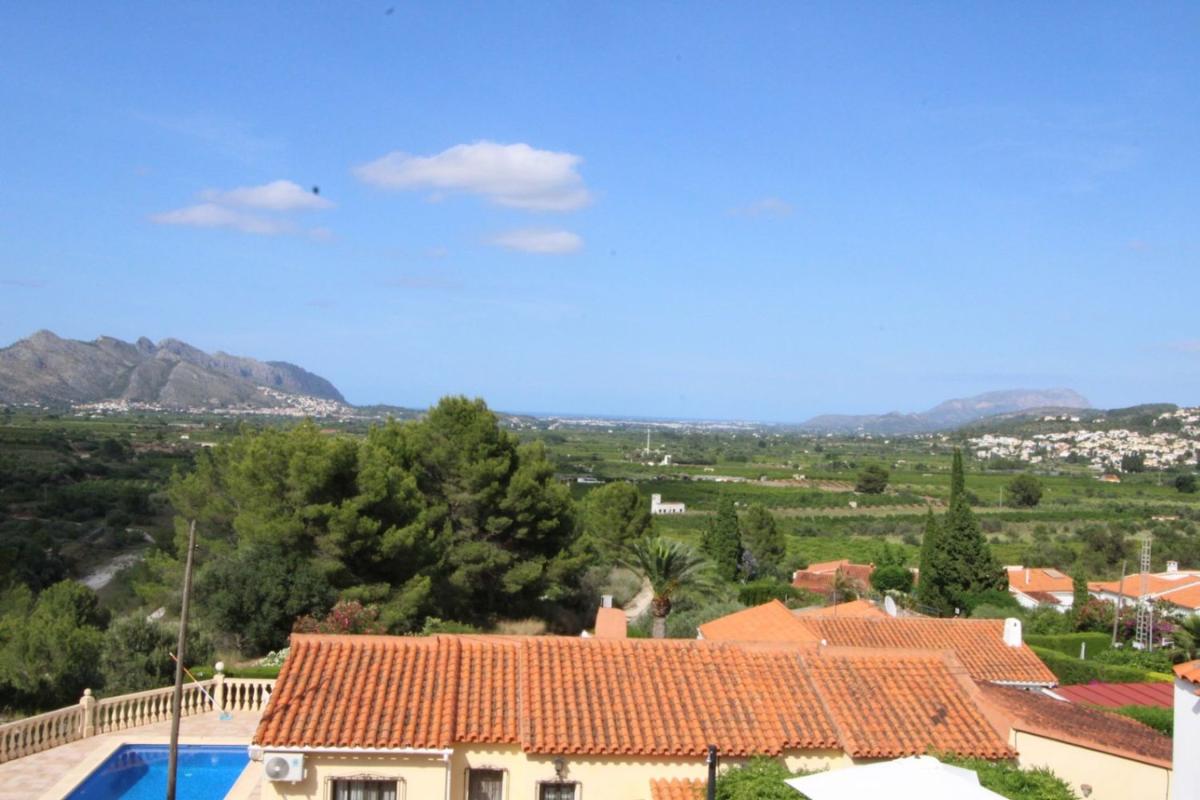 Venta de chalet independiente en Casa o chalet en Orba, Orba
photo 4