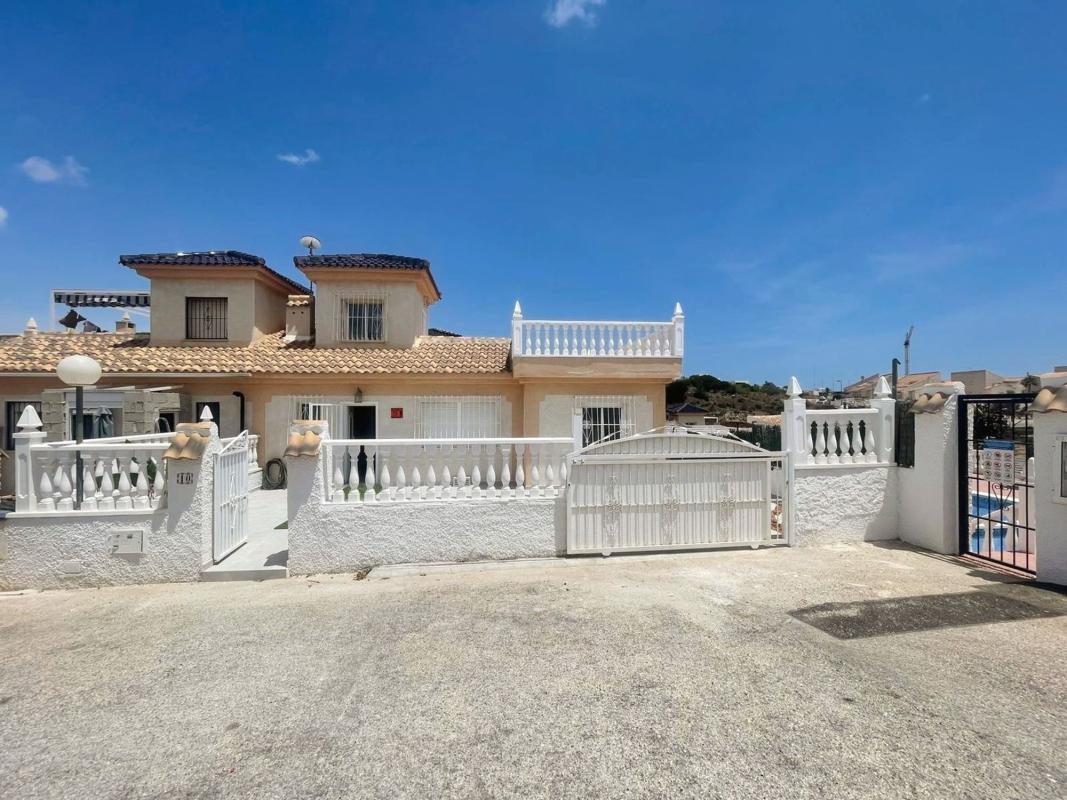 Properties for sale and rent in Spain photo 2
