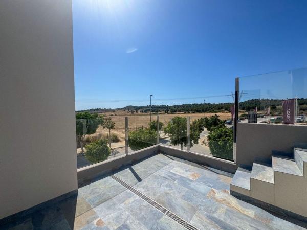 Аттик на продажу в  Ático en La Cañada - Los Alcores, San Miguel de Salinas, Сан-Мигель-де-Салинас photo 1