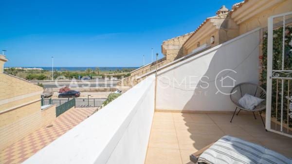 Chalet pareado en Los Balcones - Los Altos del Edén, Torrevieja photo 1
