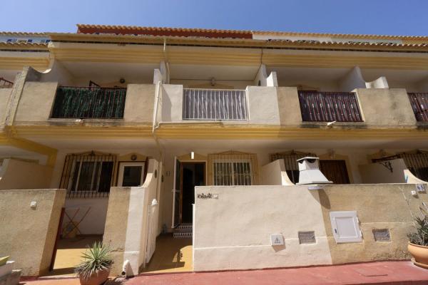 Chalet independiente en venta en Casa o chalet en Playa Flamenca, Orihuela, Orihuela
thumbnail 1