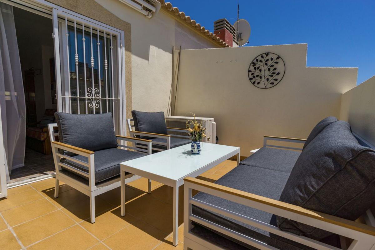 Venta de chalet independiente en Casa o chalet en Playa Flamenca, Orihuela, Orihuela
photo 3