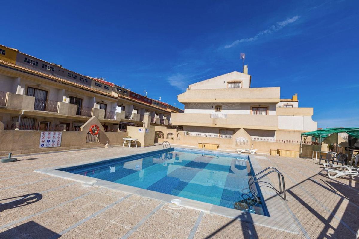 Venta de chalet independiente en Casa o chalet en Playa Flamenca, Orihuela, Orihuela
photo 4