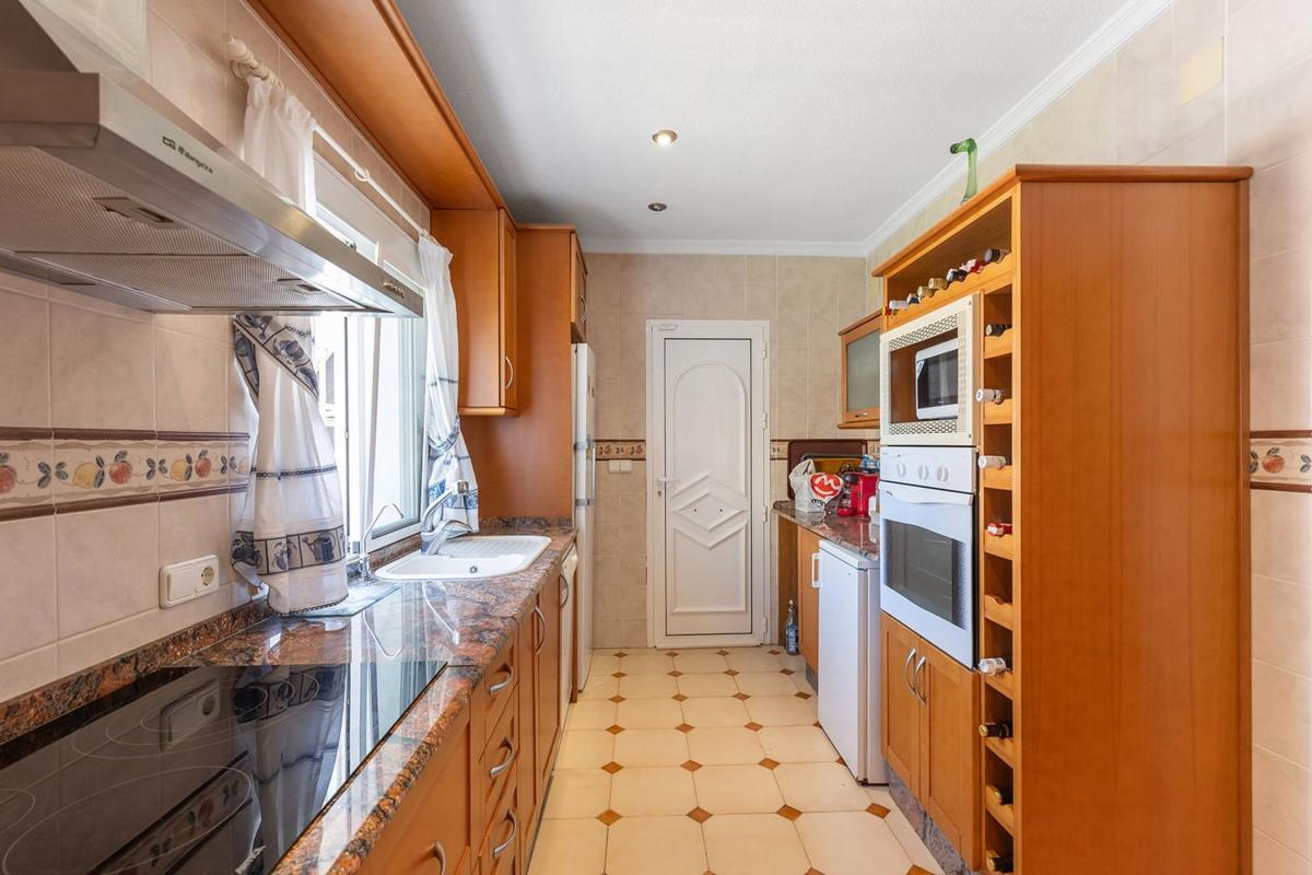 Sprzedaż niezależnego domku jednorodzinnego w Casa o chalet en Punta Prima, Torrevieja, Torrevieja photo 2