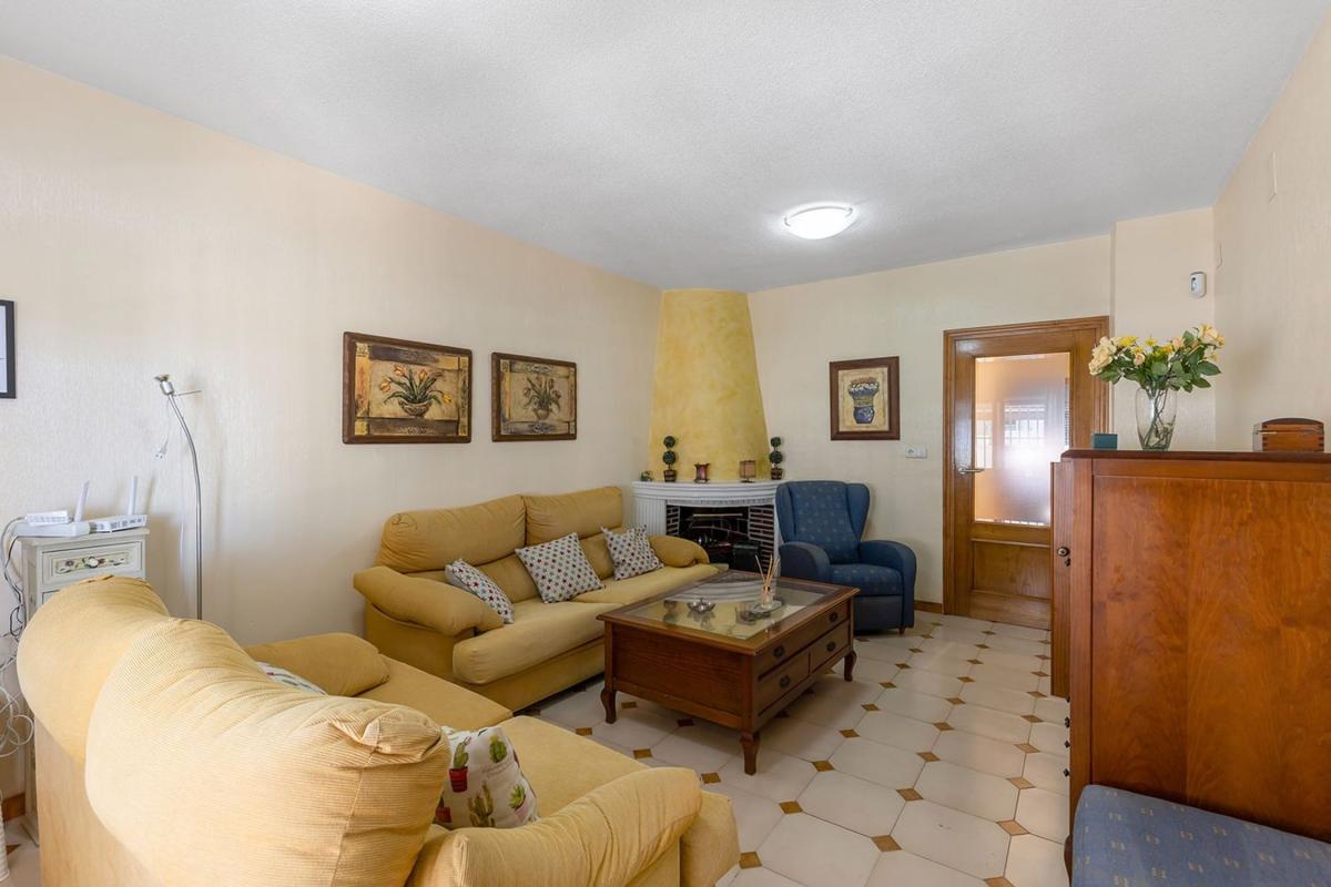 Sprzedaż niezależnego domku jednorodzinnego w Casa o chalet en Punta Prima, Torrevieja, Torrevieja photo 5