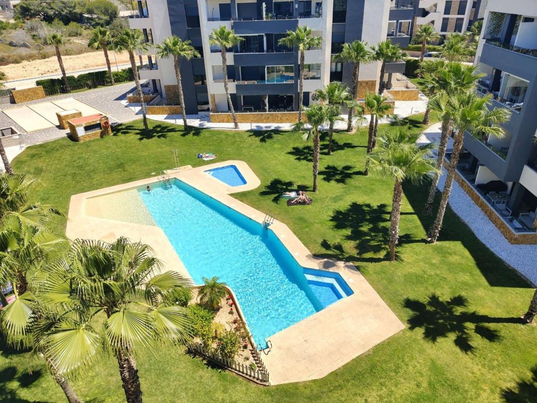 Venta de piso en Piso en Zona Lago - Los Almendros, Orihuela, Orihuela
photo 1