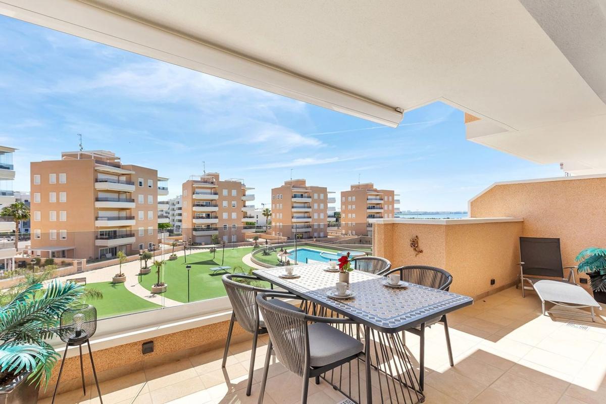 Venta de piso en Piso en Urbanizaciones, Guardamar del Segura, Guardamar del Segura
photo 1