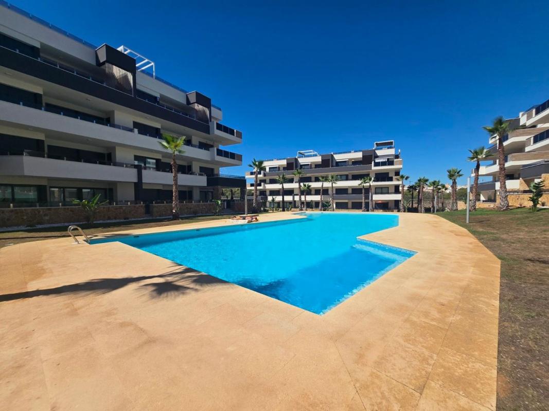Venta de piso en Piso en Zona Lago - Los Almendros, Orihuela, Orihuela
photo 1